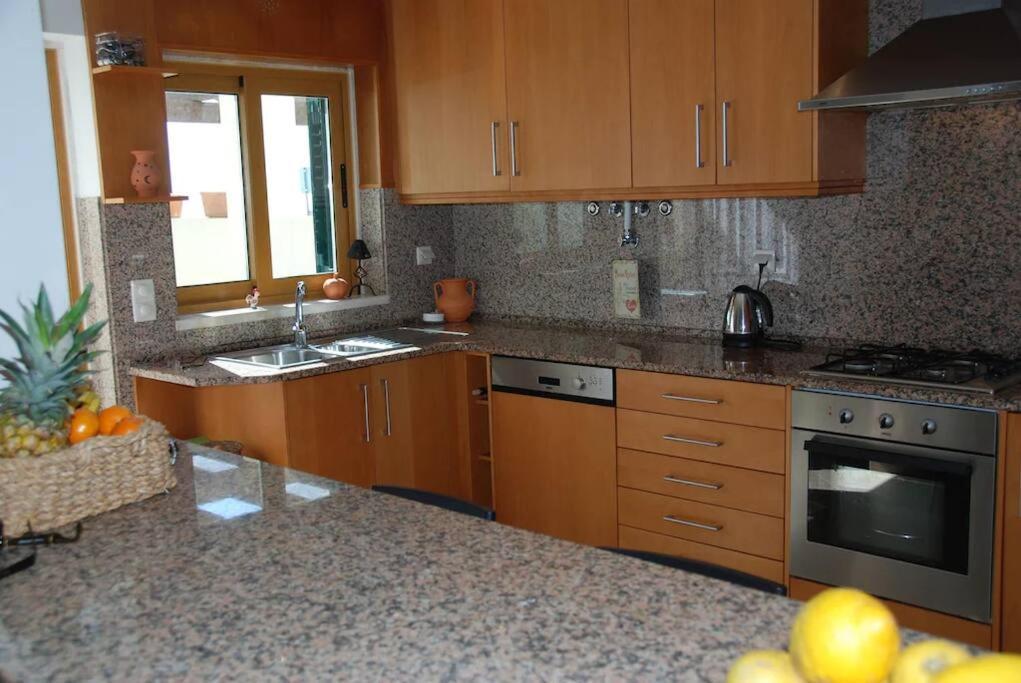 Sea Breeze House Ericeira - Ribeira Dilhas Beach Extérieur photo