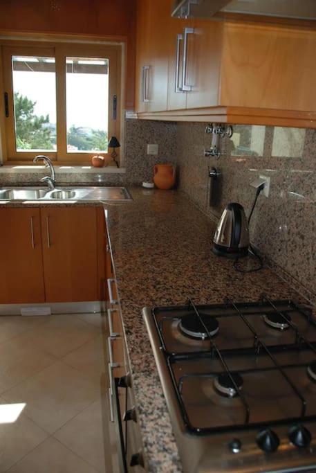 Sea Breeze House Ericeira - Ribeira Dilhas Beach Extérieur photo